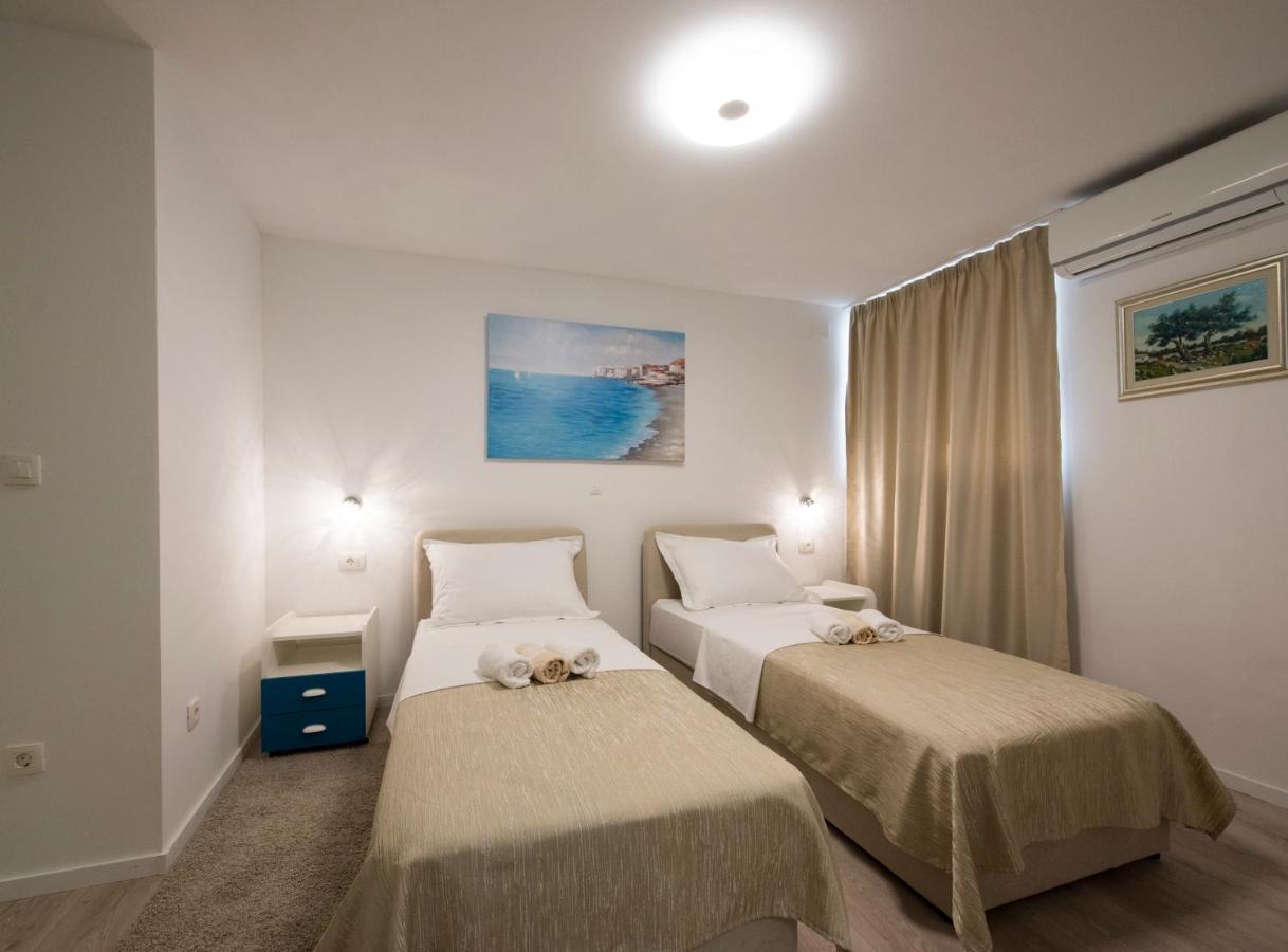 Apartments Maraton Split Exterior foto